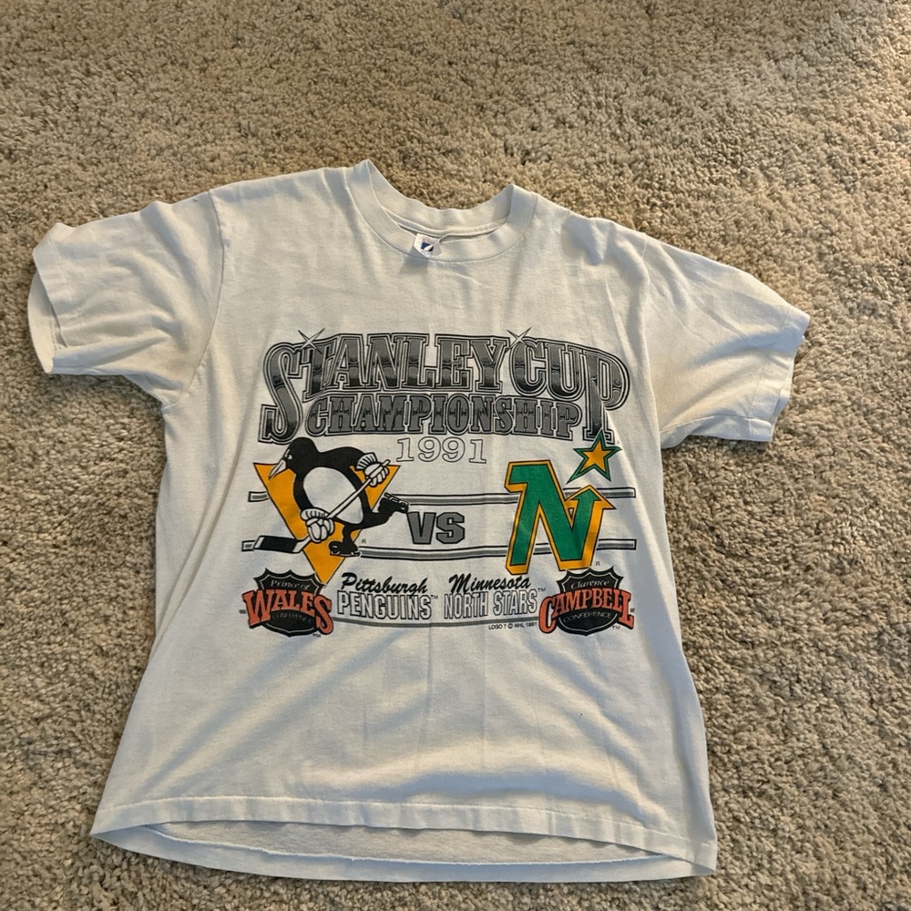 Vintage Stanley Cup Championship 1991  T-Shirt - Gray